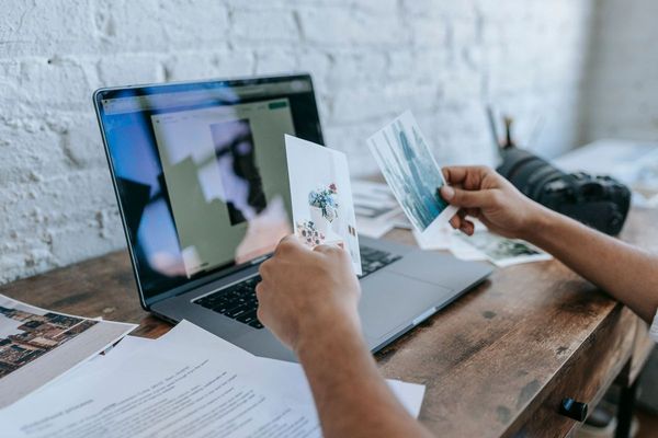 How to get clients to select photos online — without screenshots and endless texts